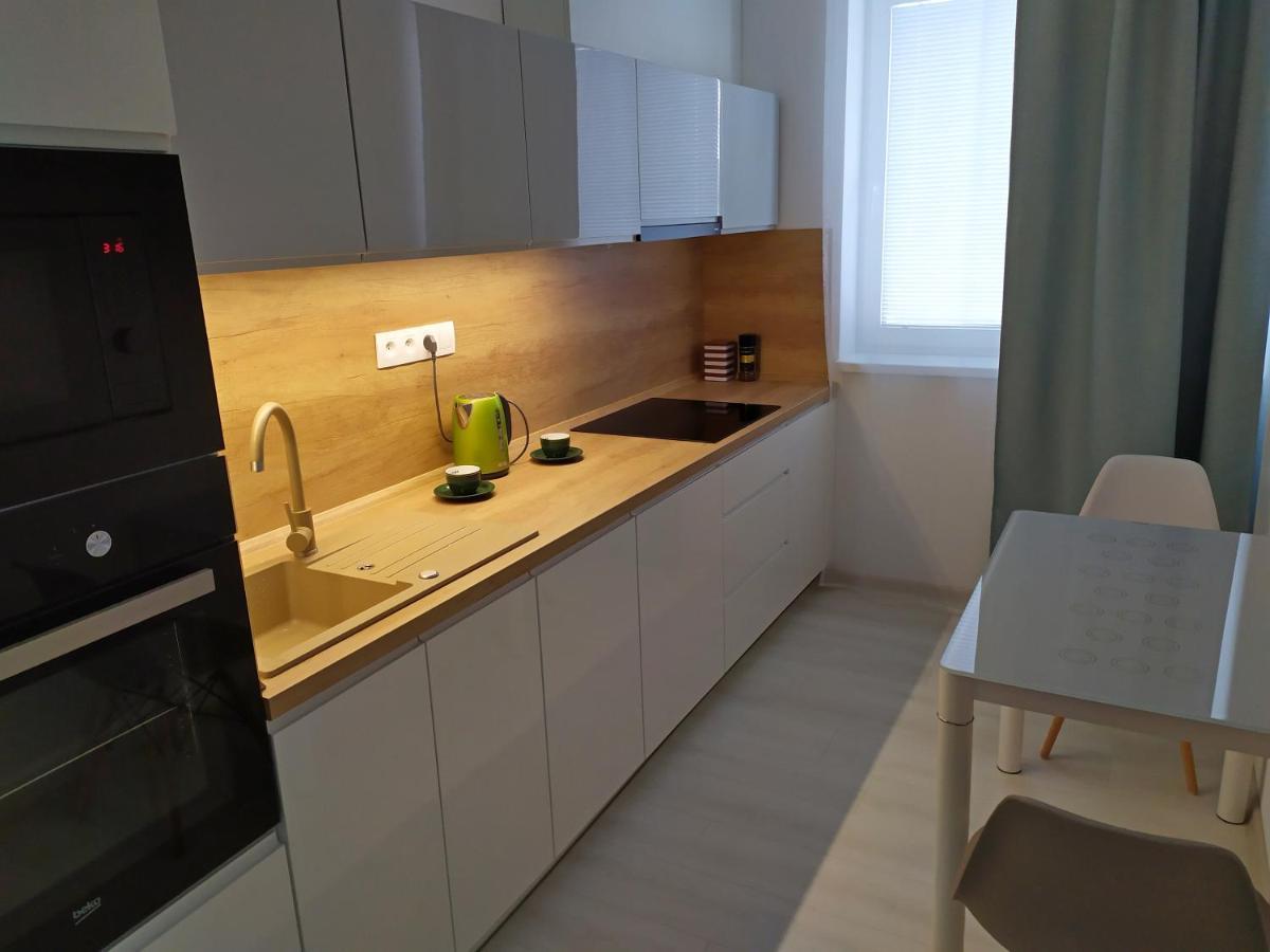 Apartman Till Галанта Экстерьер фото