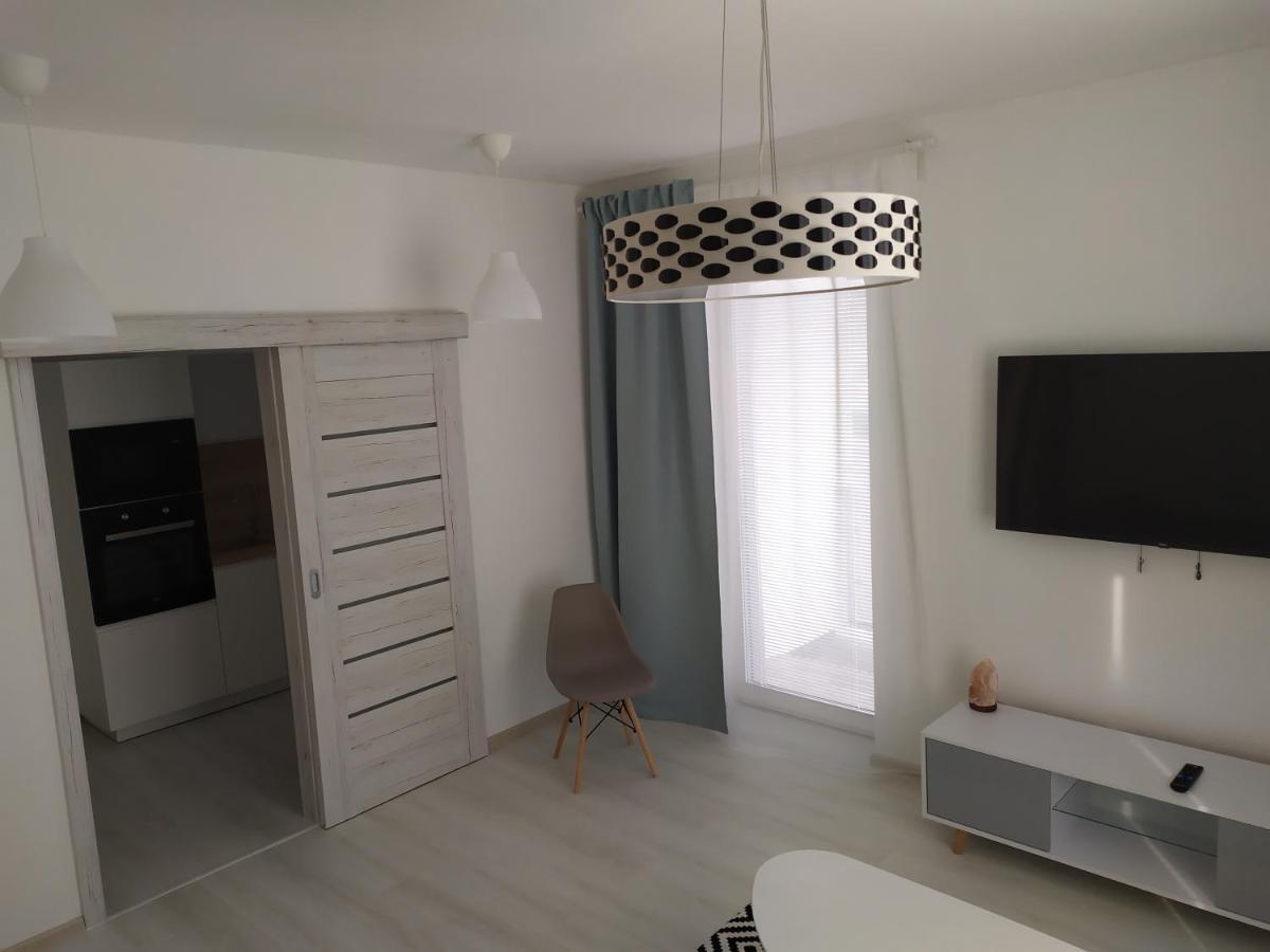 Apartman Till Галанта Экстерьер фото